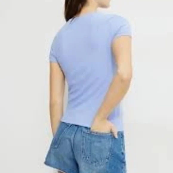 Dynamite Sky Blue Button-Down Women's Shirt - Picture 4 of 5